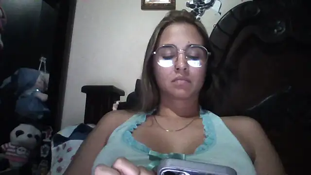 trianabell online show from 10/14/25, 01:39