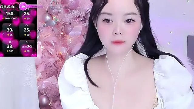 Snapshot of lilies-sweet chatting on 01/25/25, 11:23 lilies-sweet online show from 01/25/25, 11:23