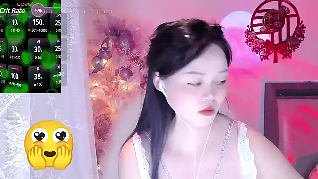 Snapshot of lilies-sweet chatting on 01/29/25, 01:49 lilies-sweet online show from 01/29/25, 01:49