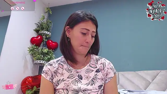 Snapshot of SharisWillian chatting on 03/07/25, 07:19 SharisWillian online show from 03/07/25, 07:19