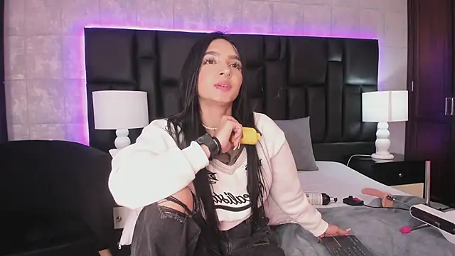 MiaSweeths online show from 12/27/24, 07:03