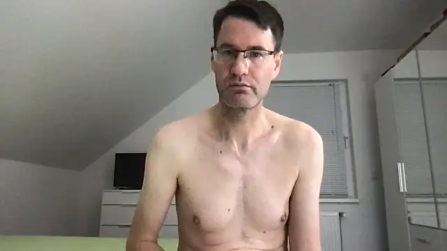 zxzx cam1 online show from 11/02/25, 05:26