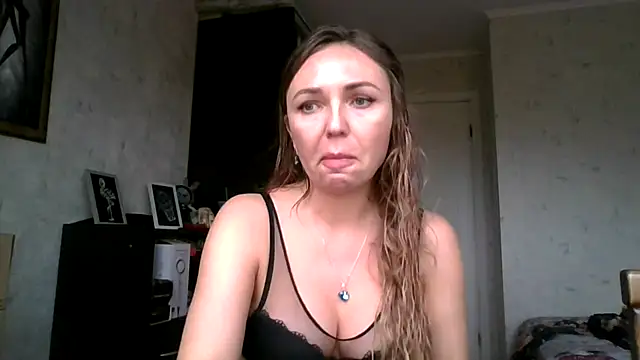 AngelinaLove28 online show from 10/29/25, 06:48