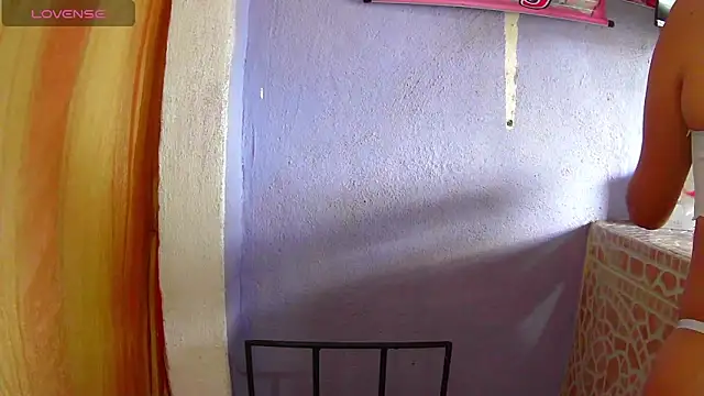 lynieh- online show from 10/06/25, 08:50