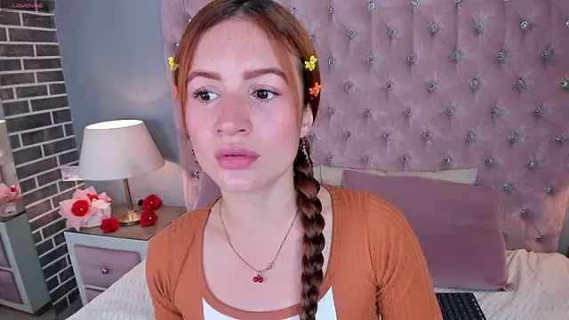 Snapshot of AdelaineBest chatting on 02/21/25, 05:35 AdelaineBest online show from 02/21/25, 05:35