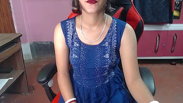 Snapshot of Angel_Alison_ chatting on 02/11/25, 06:22 Angel Alison online show from 02/11/25, 06:22
