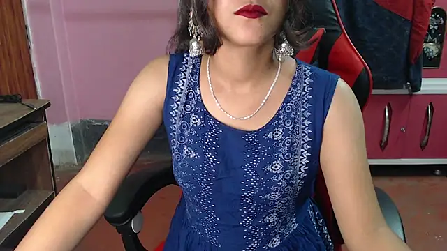 Snapshot of Angel_Alison_ chatting on 02/13/25, 05:33 Angel Alison online show from 02/13/25, 05:33