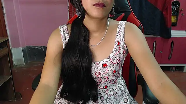 Snapshot of Angel_Alison_ chatting on 02/27/25, 05:47 Angel Alison online show from 02/27/25, 05:47