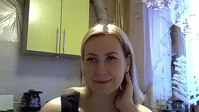 AshleyXHoney online show from 12/23/24, 06:22