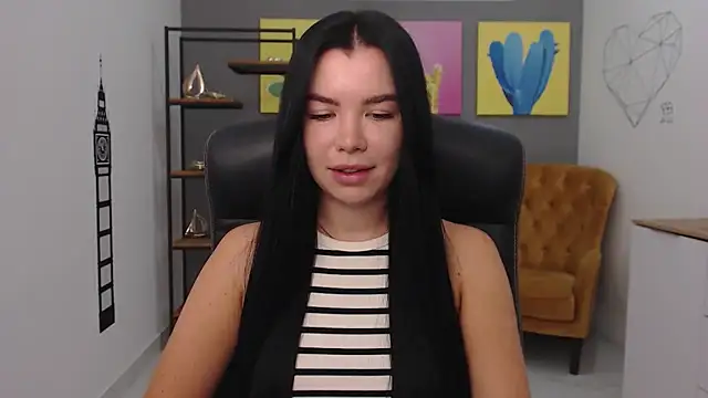 MadisonGomes online show from 10/30/25, 07:54