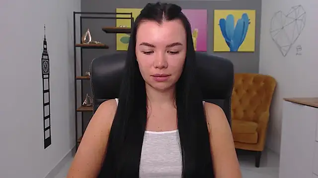 MadisonGomes online show from 11/11/25, 07:52