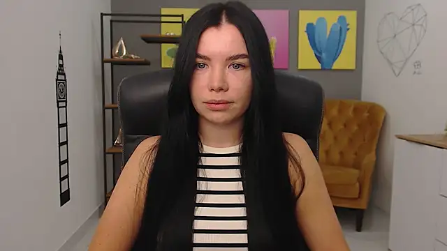 MadisonGomes online show from 11/18/25, 09:03