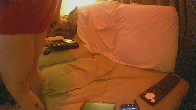 SONLUKE29 online show from 10/31/25, 02:51