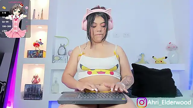 Ahri Elderwood online show from 12/23/24, 06:44