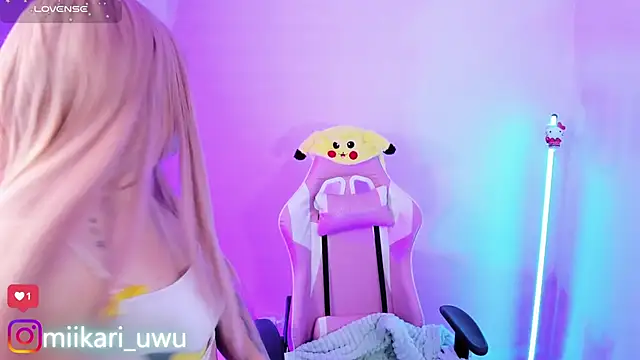 Ahri Elderwood online show from 10/07/25, 03:36