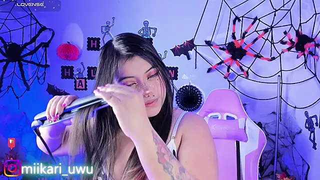 Ahri Elderwood online show from 10/15/25, 05:07