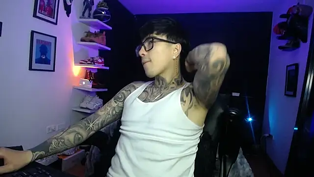 jung dragon online show from 11/16/25, 03:34