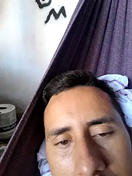 Snapshot of luissilva0071 chatting on 01/22/25, 06:10 luissilva0071 online show from 01/22/25, 06:10