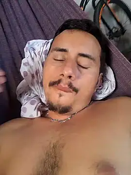 Snapshot of luissilva0071 chatting on 01/30/25, 05:17 luissilva0071 online show from 01/30/25, 05:17