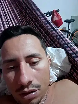 Snapshot of luissilva0071 chatting on 03/15/25, 10:11 luissilva0071 online show from 03/15/25, 10:11