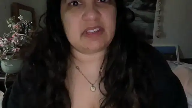 MelanieFawker online show from 10/28/25, 06:10