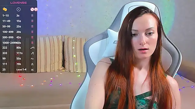 Snapshot of FlamyGold chatting on 03/10/25, 08:59 FlamyGold online show from 03/10/25, 08:59