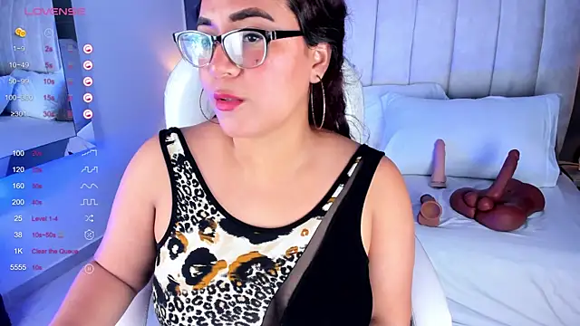 MelissaKarterrs online show from 03/13/25, 03:17