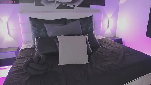 sofi bakerr online show from 10/24/25, 11:39