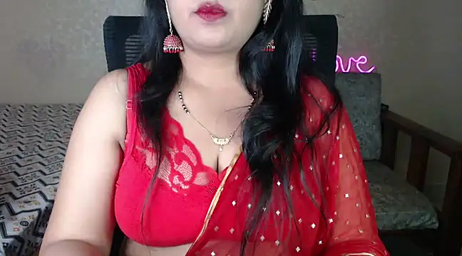 Snapshot of Inviting_Aanya chatting on 03/16/25, 06:01 Inviting Aanya online show from 03/16/25, 06:01