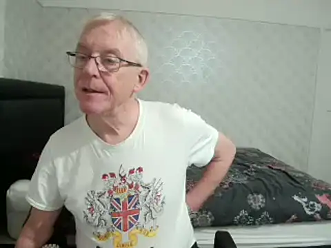 Snapshot of shaun63m chatting on 01/24/25, 01:56 shaun63m online show from 01/24/25, 01:56