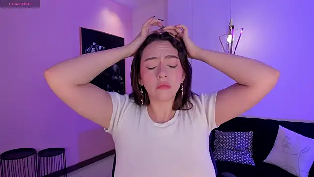 BellaRose X online show from 12/18/24, 03:37