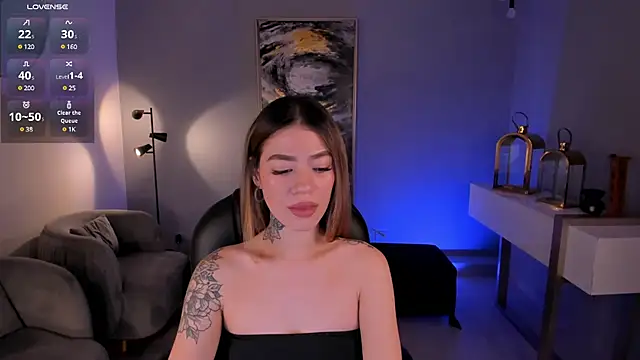 ViolettHansson online show from 01/27/25, 09:33