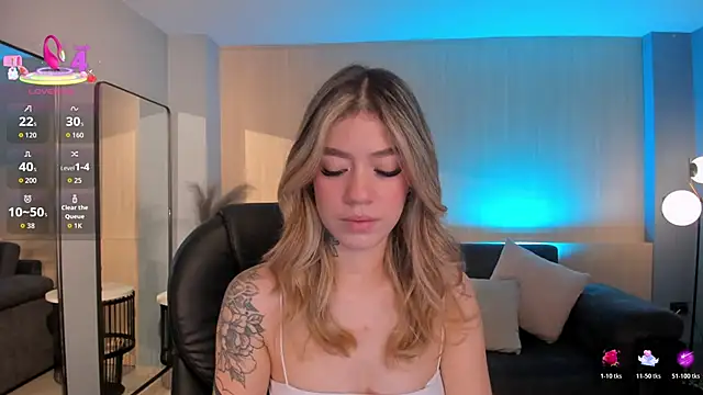 ViolettHansson online show from 11/08/25, 11:21