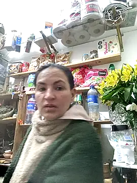 Snapshot of Divalive_28 chatting on 11/19/25, 10:26 Divalive 28 online show from 11/19/25, 10:26