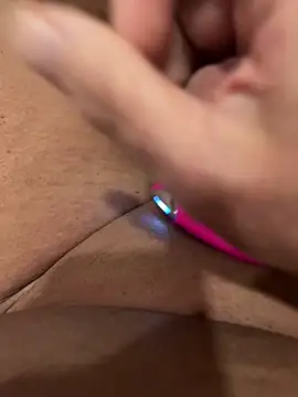 Snapshot of Teloficco chatting on 11/12/25, 09:25 Teloficco online show from 11/12/25, 09:25