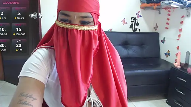 Snapshot of Aaliyah_brown chatting on 02/06/25, 02:15 Aaliyah brown online show from 02/06/25, 02:15