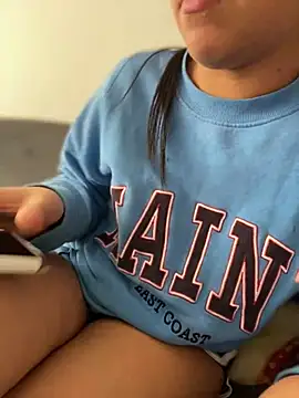 Salome golvert online show from 12/18/24, 05:21