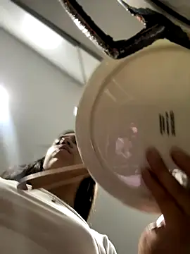 Salome golvert online show from 09/11/25, 12:22