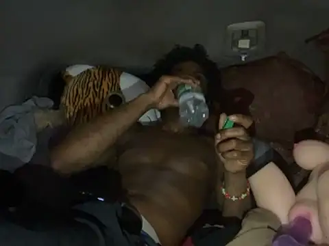 SlimeCrownzOut5 online show from 11/14/25, 05:39