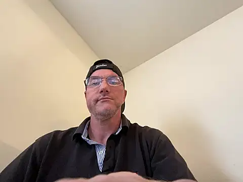 Snapshot of KrixKross chatting on 01/13/25, 07:21 KrixKross online show from 01/13/25, 07:21