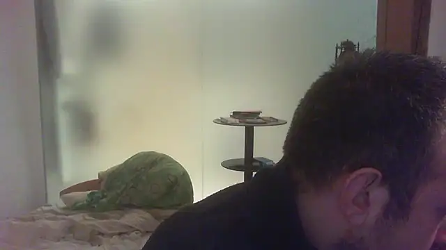 Snapshot of Mike_12hot chatting on 10/04/25, 06:50 Mike 12hot online show from 10/04/25, 06:50