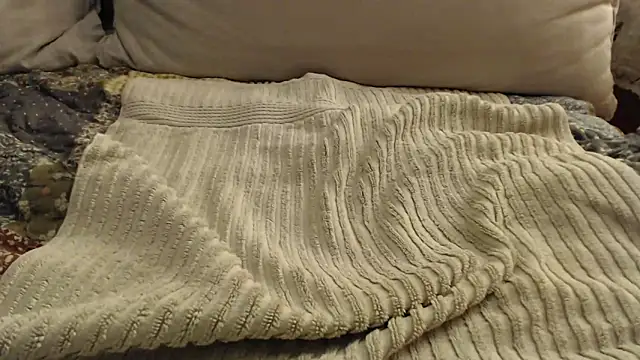 Snapshot of Heartclass chatting on 03/19/25, 09:27 Heartclass online show from 03/19/25, 09:27