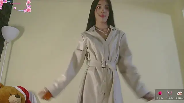 Snapshot of Finibondi chatting on 12/19/24, 06:34 Finibondi online show from 12/19/24, 06:34