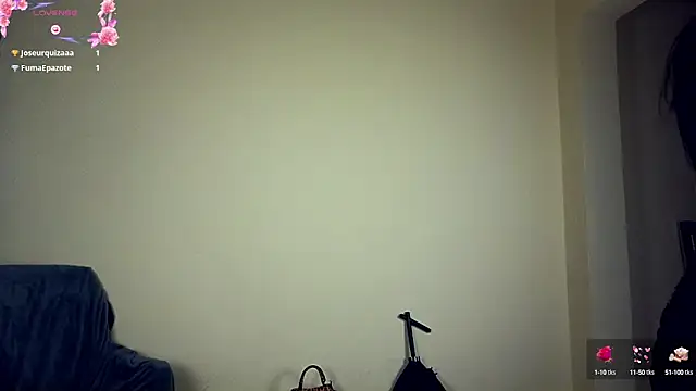 Snapshot of Finibondi chatting on 01/10/25, 08:07 Finibondi online show from 01/10/25, 08:07