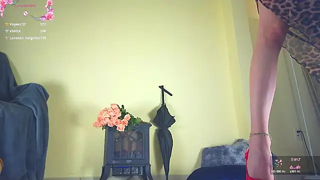 Snapshot of Finibondi chatting on 01/22/25, 10:40 Finibondi online show from 01/22/25, 10:40