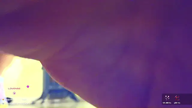 Snapshot of Finibondi chatting on 02/05/25, 09:57 Finibondi online show from 02/05/25, 09:57