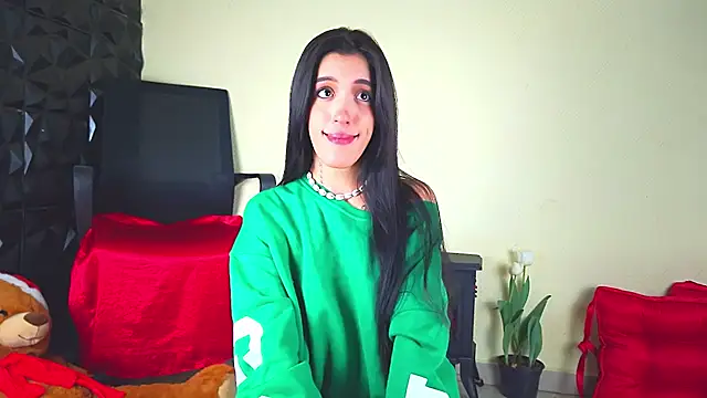 Snapshot of Finibondi chatting on 02/13/25, 08:17 Finibondi online show from 02/13/25, 08:17