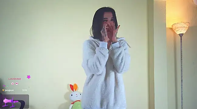 Snapshot of Finibondi chatting on 03/15/25, 01:29 Finibondi online show from 03/15/25, 01:29