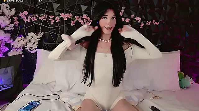 Snapshot of Finibondi chatting on 10/04/25, 06:33 Finibondi online show from 10/04/25, 06:33