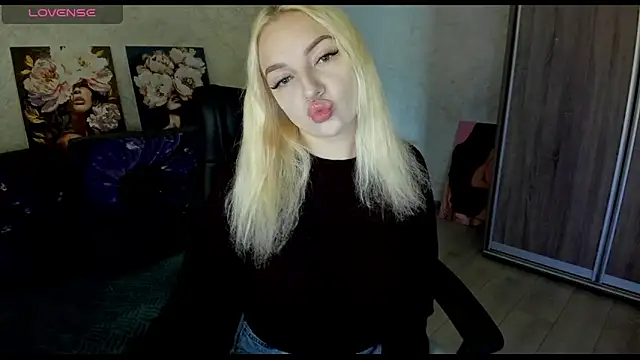 Stella  Cox online show from 11/07/25, 06:35